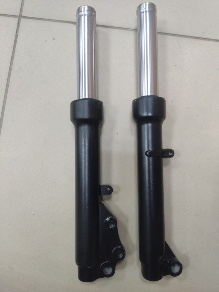 Амортизаторы передние GY6-50, STINGER, TACTIC, RACE (L=420mm, d31) "LIPAI"