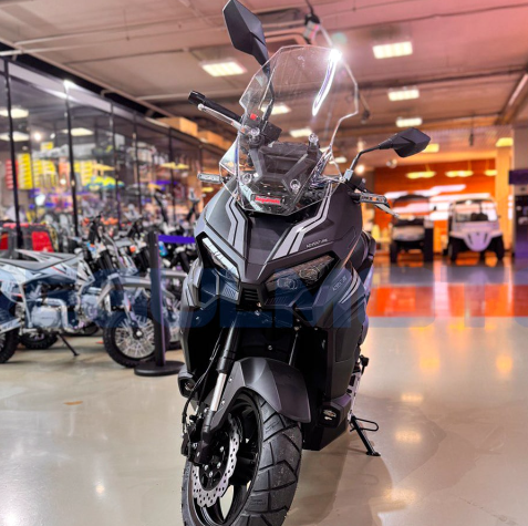 Скутер Regulmoto XDV TRAVELER (LJ-1)