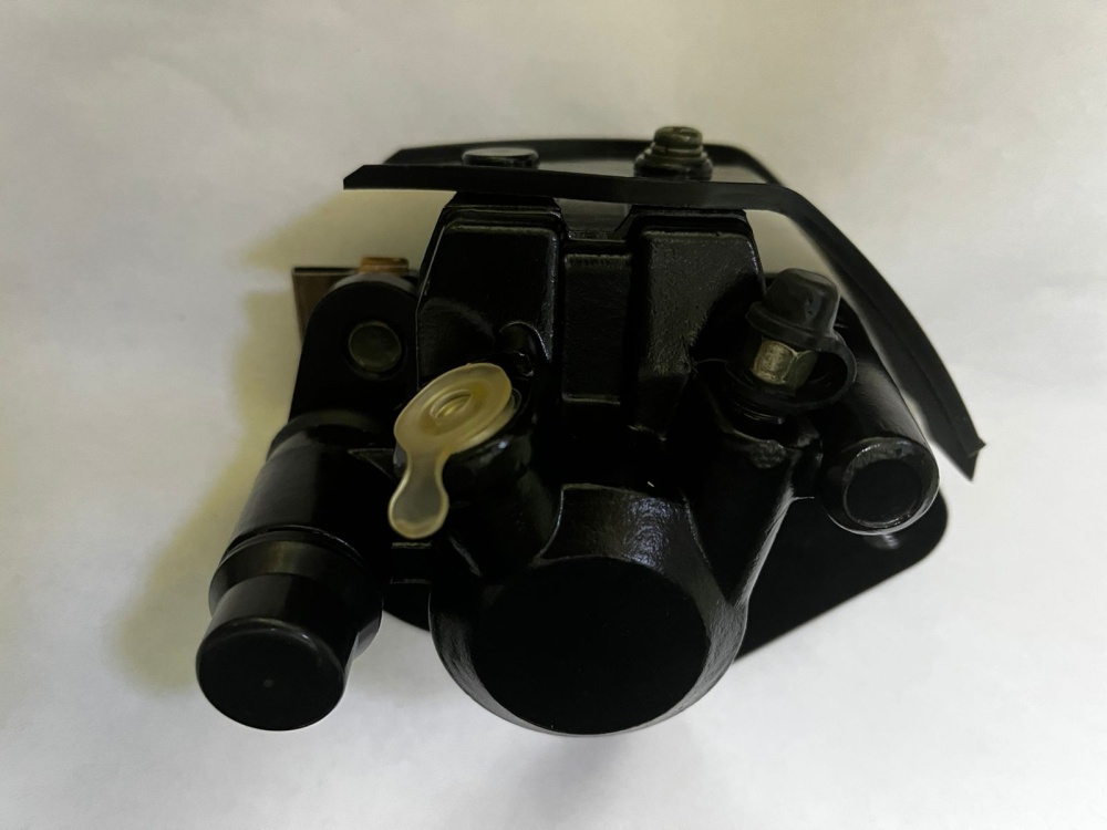RC200GY-C2 Racer Panther PAN2341 Тормозной суппорт задний