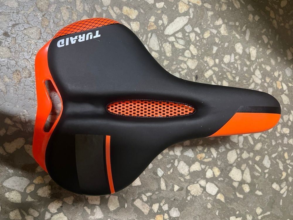 Седло AZ-6811 MTB-COMFORT ( замок )  265x185mm, вес 405гр. T-04