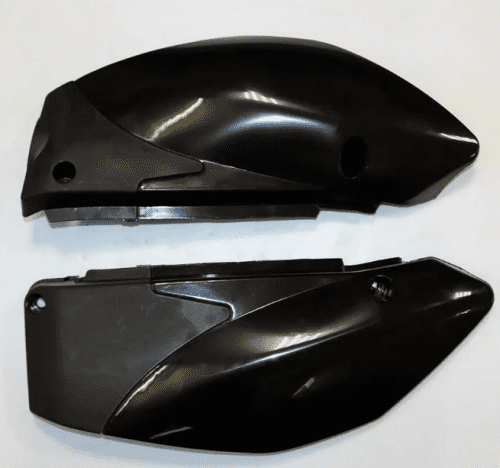 Пластик боковой передний на бак (пара) TTR125-2