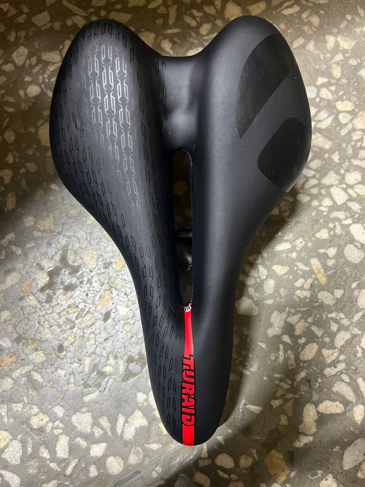 Седло AZ-6824 MTB-COMFORT ( замок,вентиляция )  285x165mm, вес 500гр.  G-01