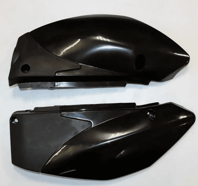 Пластик боковой передний на бак (пара) TTR125-2