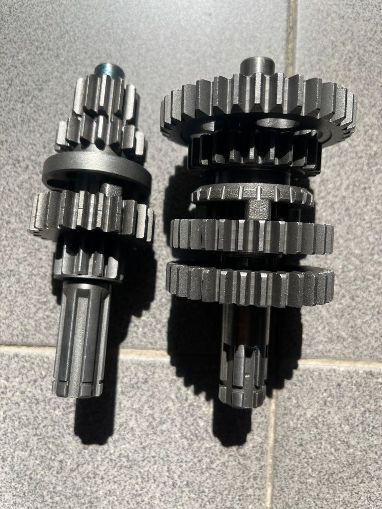 Валы КПП с шестернями 139FMB,147FMH,152FMH; ATV50-110, T125 (реверс, 3+1)