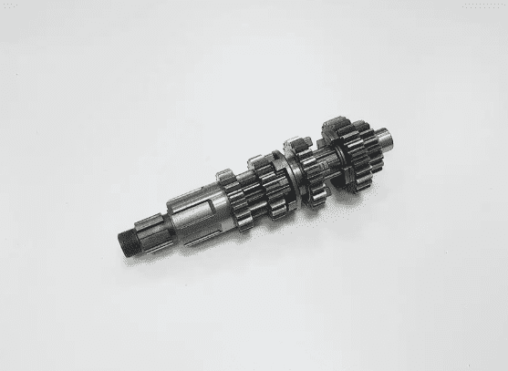 161FMJ166 Вал первичный